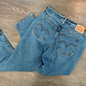 Women’s Levi's Blue Straight Leg Jeans Size 31W